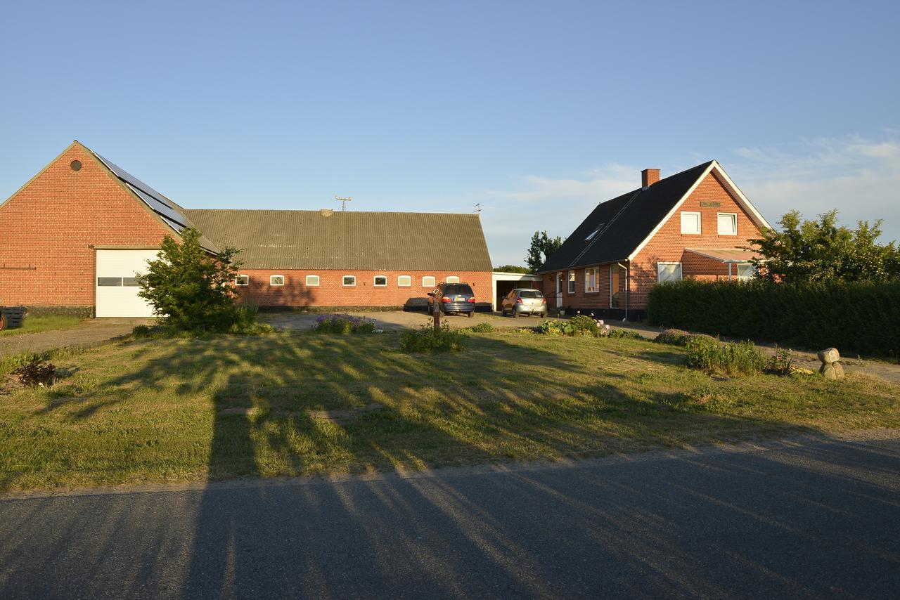 Kardybvej 8 Bed & Breakfast Tastum Exterior photo